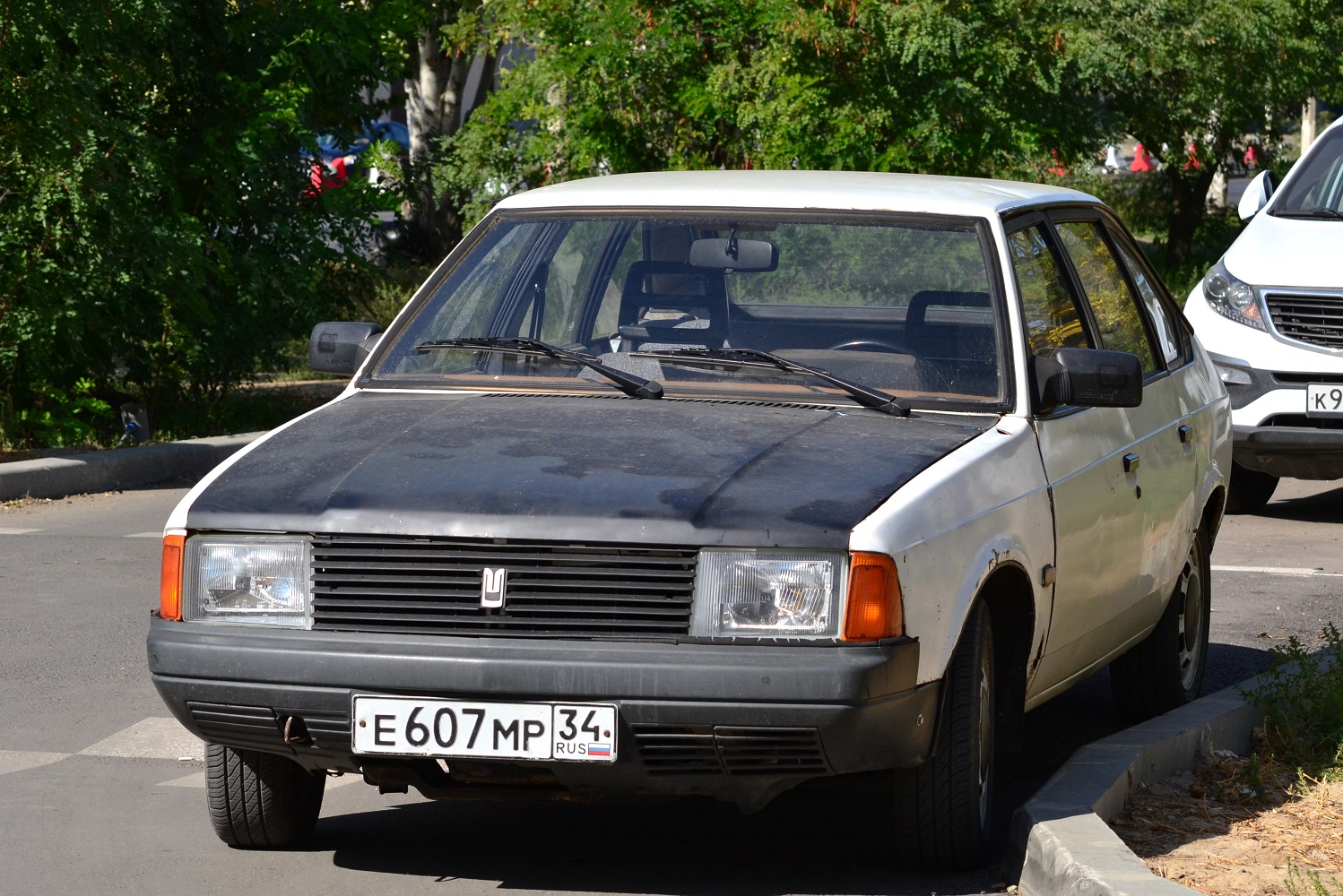 Волгоградская область, № Е 607 МР 34 — Москвич-2141 '86-98