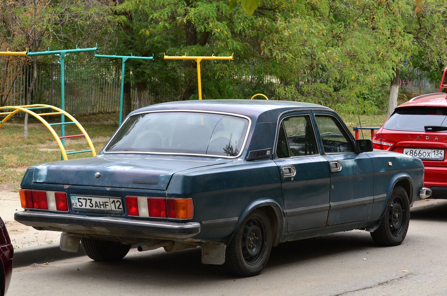 Мангистауская область, № 573 AHF 12 — ГАЗ-3102 Волга '81-08