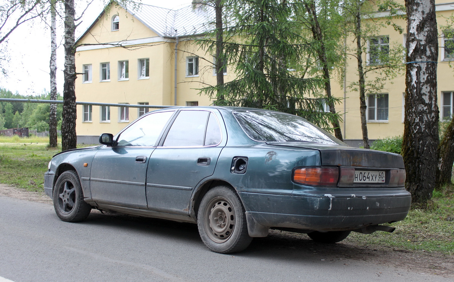 Псковская область, № Н 064 ХУ 60 — Toyota Camry (XV10) '91-96
