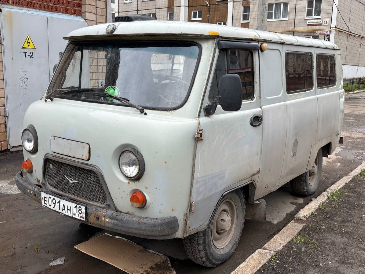Удмуртия, № Е 091 АН 18 — УАЗ-3909 '94-03
