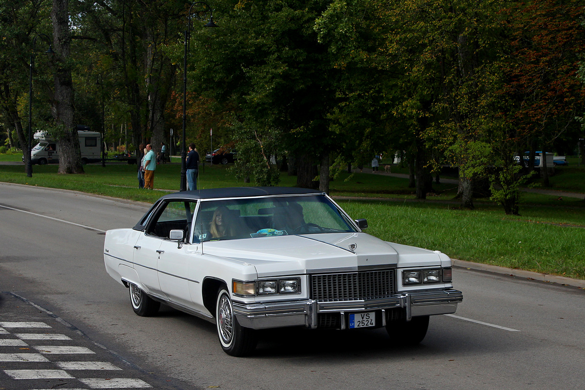 Латвия, № VS-2524 — Cadillac DeVille (4G) '71-76; Латвия — Retro Jūrmala 25