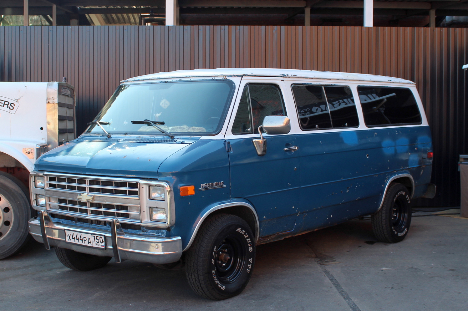 Московская область, № Х 444 РА 750 — Chevrolet Van (3G) '71-96; Санкт-Петербург — Ежегодная выставка классических и кастомных автомобилей и мотоциклов "Original Meet"