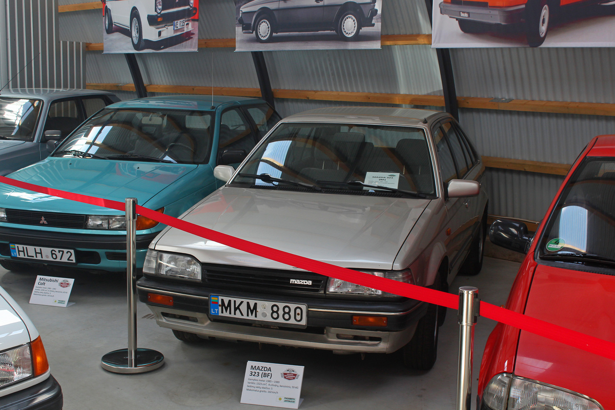 Литва, № MKM 880 — Mazda 323 (BF) '86-94