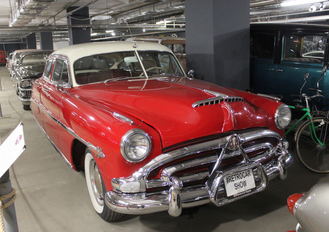 Санкт-Петербург, № С 111 АР 98 — Hudson Hornet '51-54; Санкт-Петербург — Retro Car Show
