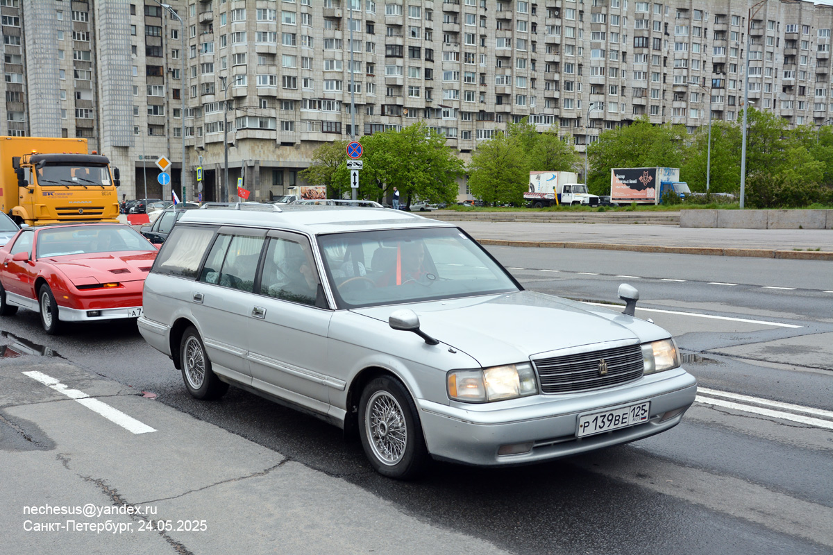 Приморский край, № Р 139 ВЕ 125 — Toyota Crown (S130) '87-91; Санкт-Петербург — Международный транспортный фестиваль "ТранспортФест 2025"