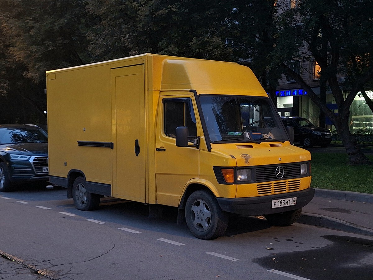 Курская область, № Р 183 МТ 46 — Mercedes-Benz T1 308D '76-96