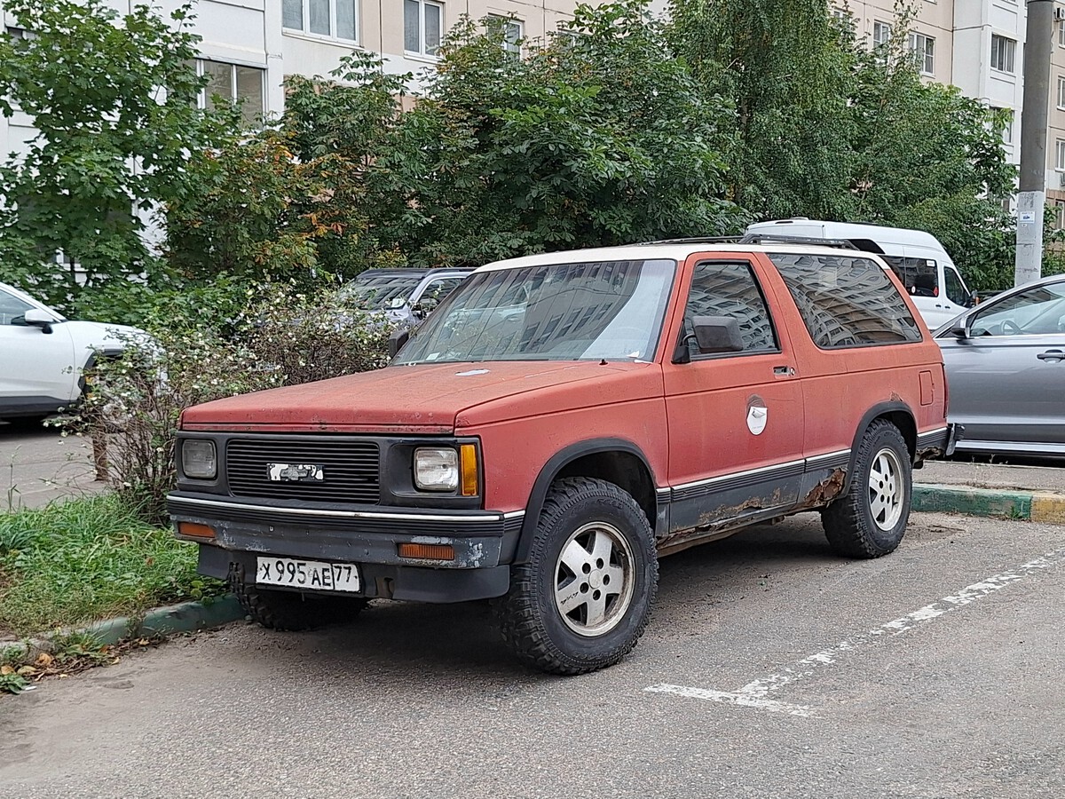 Москва, № Х 995 АЕ 77 — Chevrolet S-10 Blazer (1G) 83-94