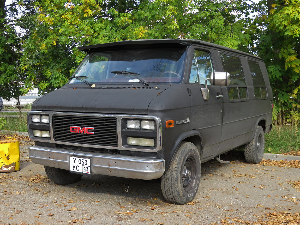 Кировская область, № У 053 УС 43 — GMC Vandura '76-96