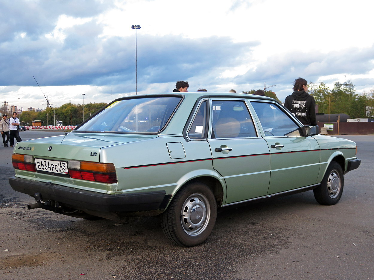Кировская область, № Е 634 РС 43 — Audi 80 (B2) '78-86