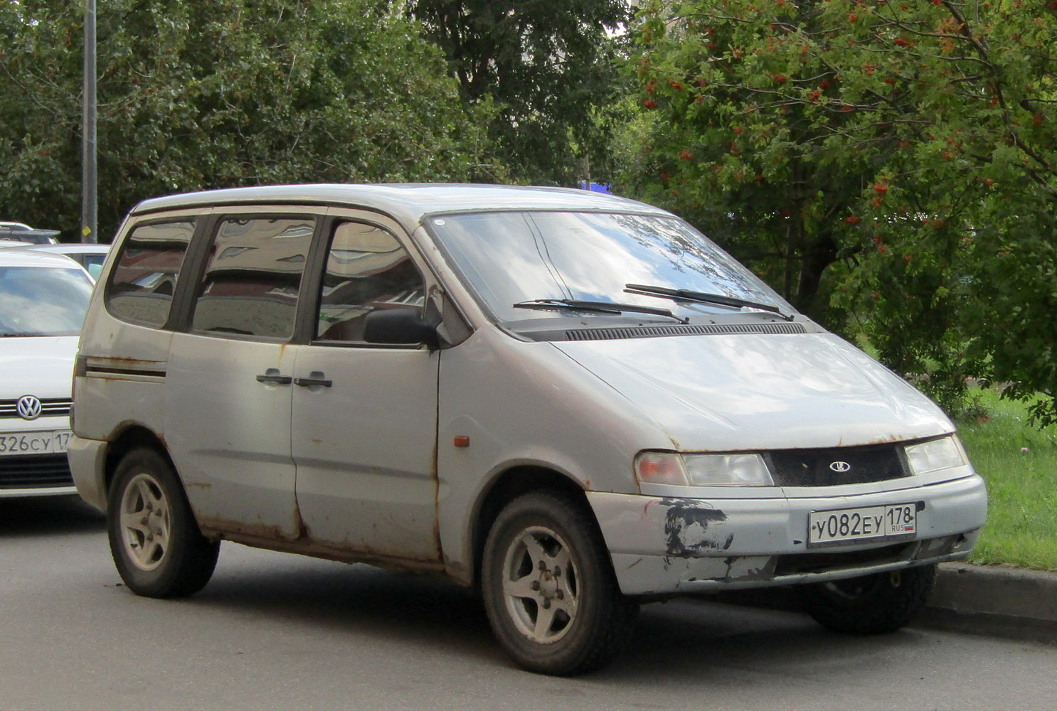 Санкт-Петербург, № У 082 ЕУ 178 — ВАЗ-21204 Надежда '02-05