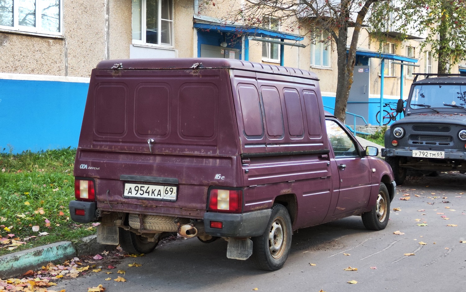 Тверская область, № А 954 КА 69 — Иж-2717-230 '97-05