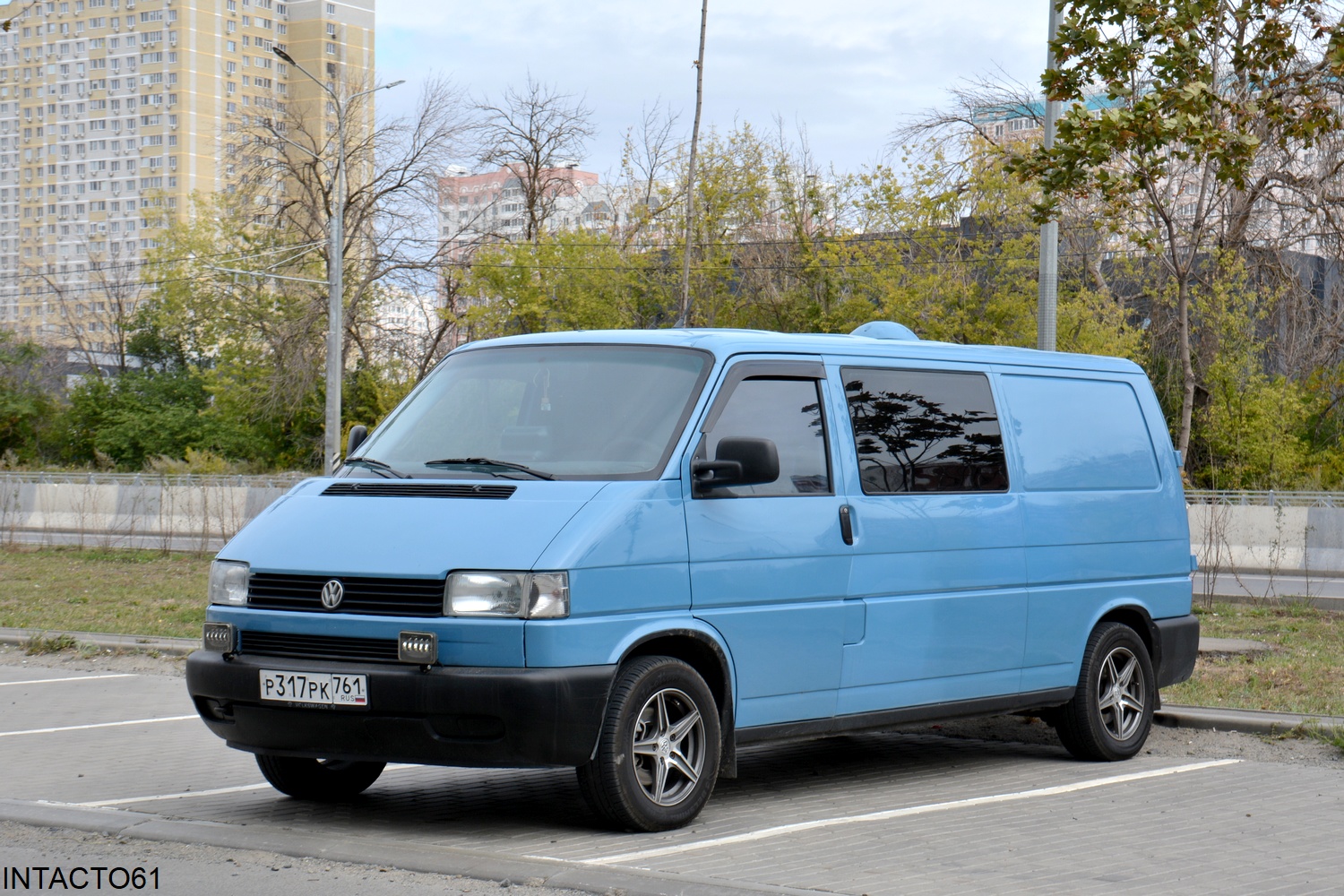 Ростовская область, № Р 317 РК 761 — Volkswagen Typ 2 (T4) '90-03