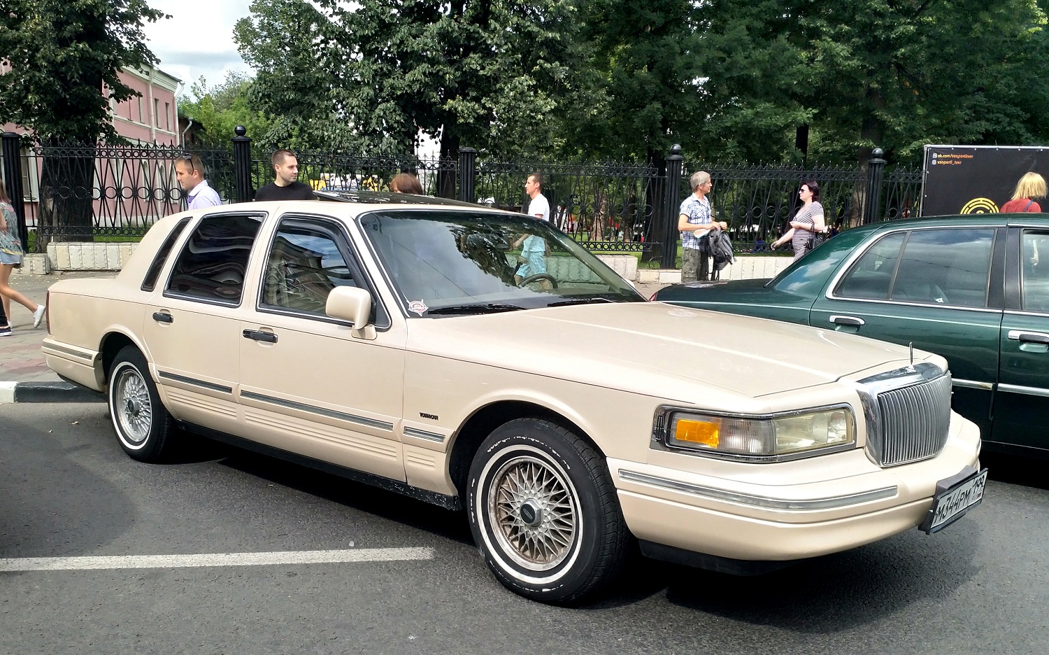 Москва, № М 344 РМ 199 — Lincoln Town Car (2G) '90-97; Тверская область — День города Твери 2018
