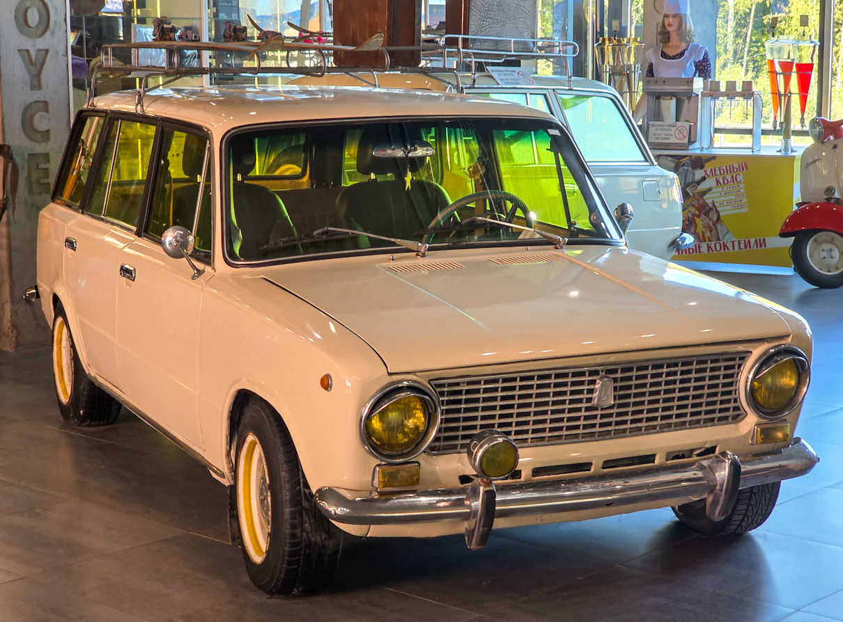 Татарстан, № О 200 ТУ 116 — ВАЗ-2102 Жигули '71-86