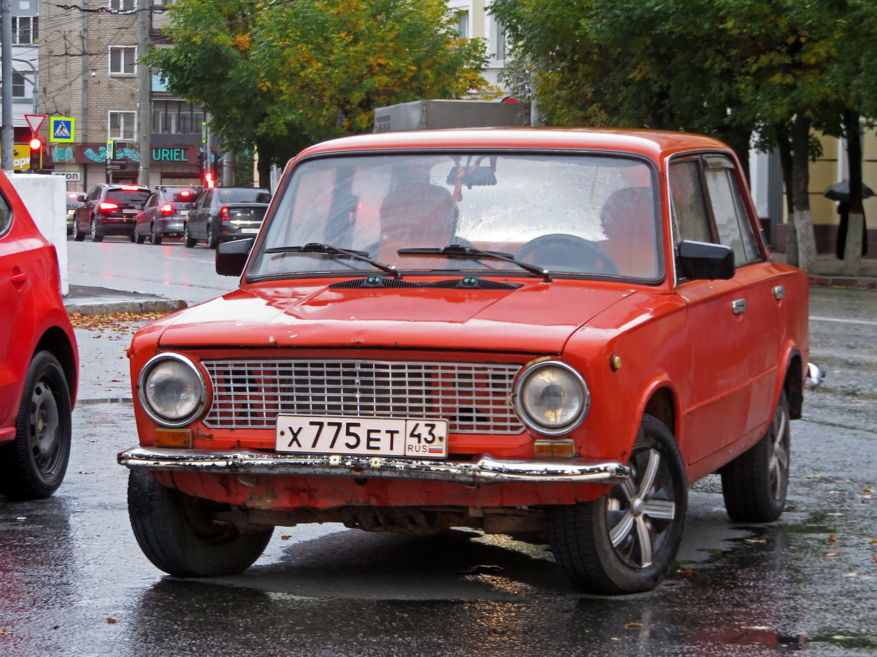 Кировская область, № Х 775 ЕТ 43 — ВАЗ-21013 Жигули '77-88