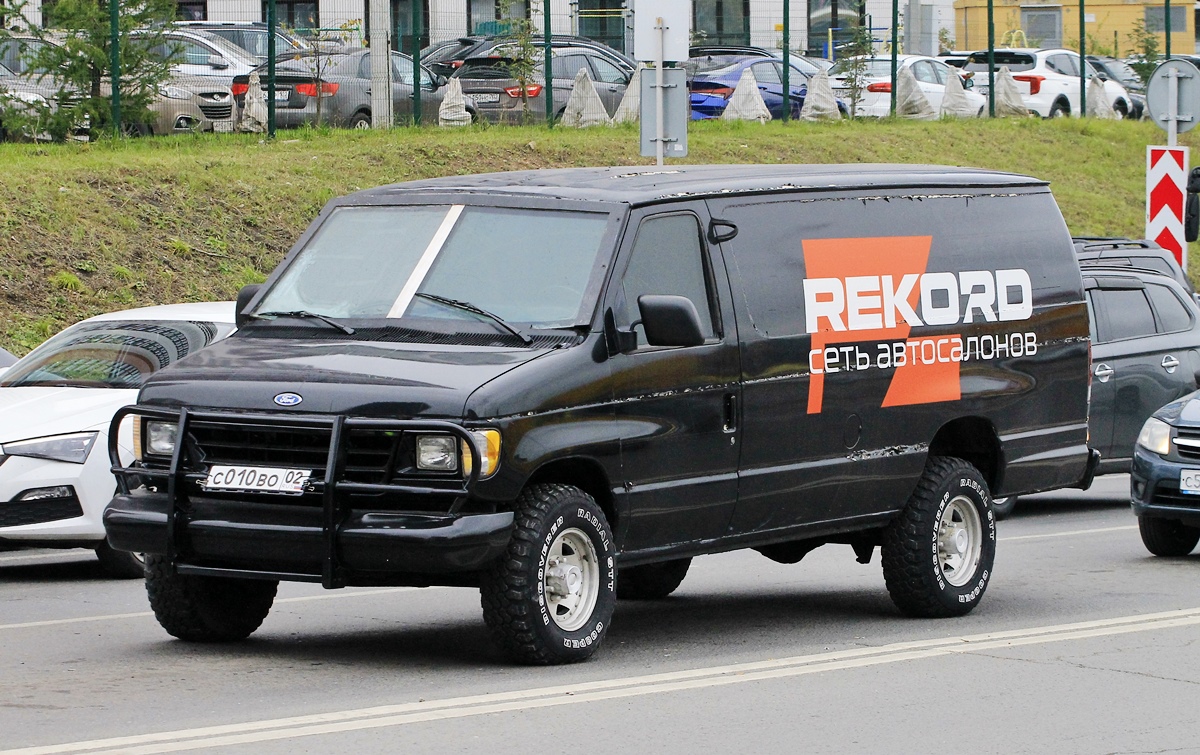 Башкортостан, № С 010 ВО 02 — Ford E-Series (4G) '92-07