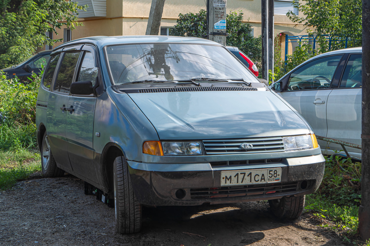 Пензенская область, № М 171 СА 58 — ВАЗ-21204 Надежда '02-05