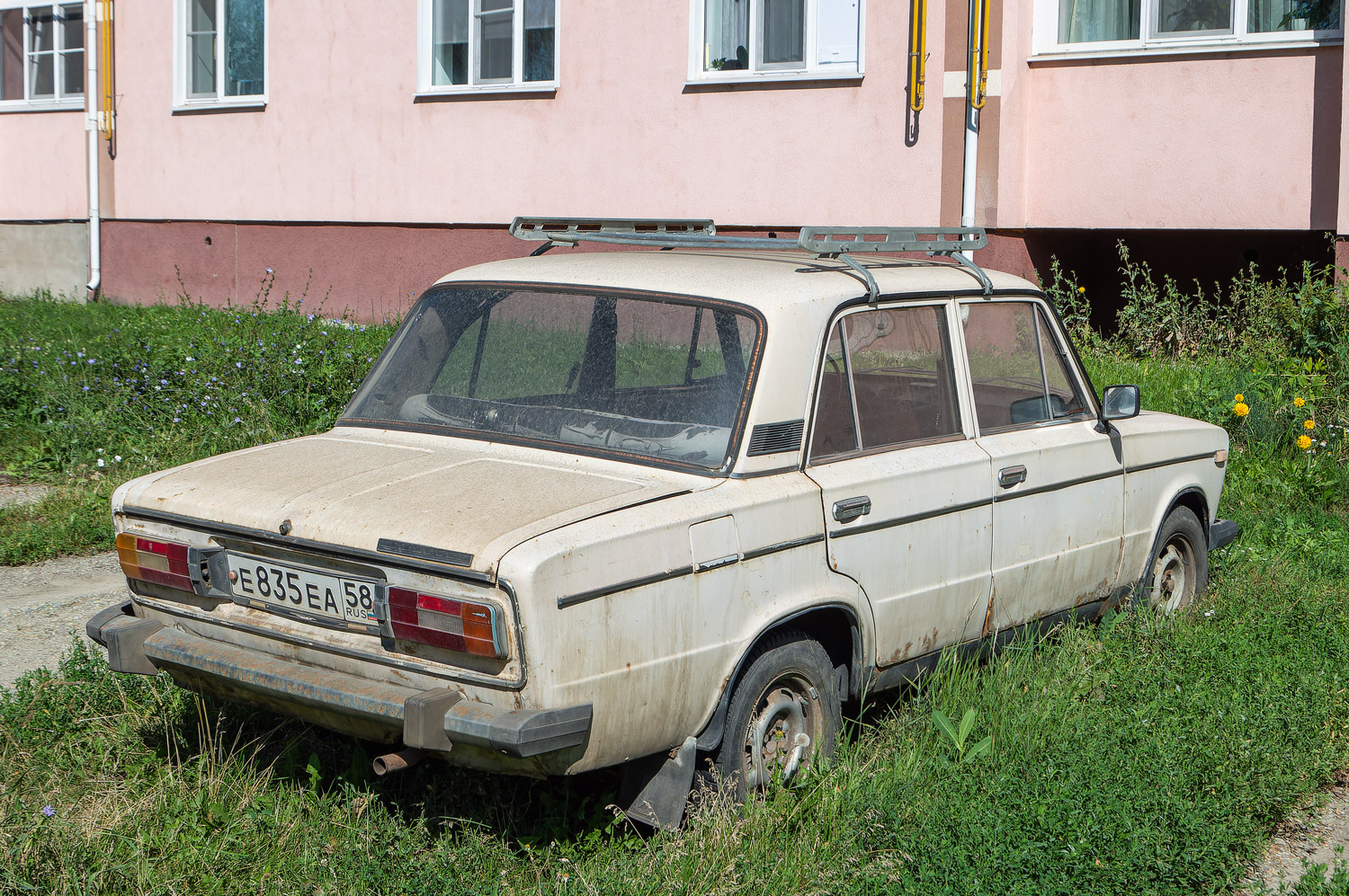 Пензенская область, № Е 835 ЕА 58 — ВАЗ-21061 Жигули '79-01