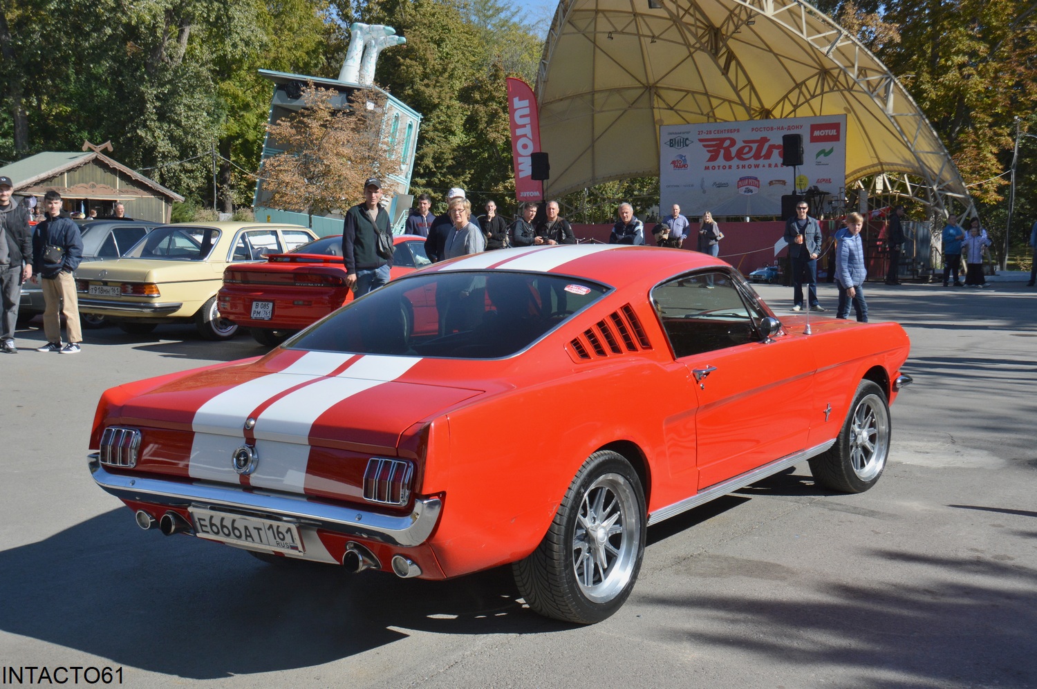 Ростовская область, № Е 666 АТ 161 — Ford Mustang (1G) '65-73; Ростовская область — Retro Motor Show_2025_Сентябрь