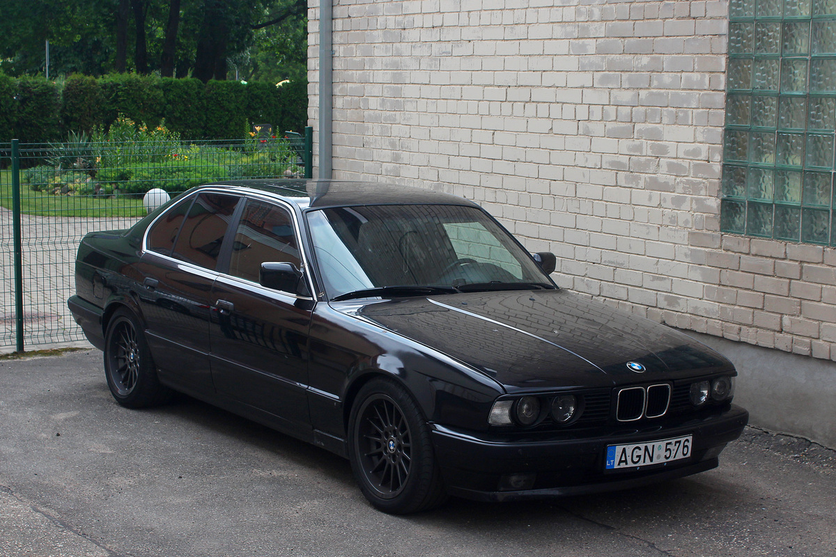 Литва, № AGN 576 — BMW 5 Series (E34) '87-96