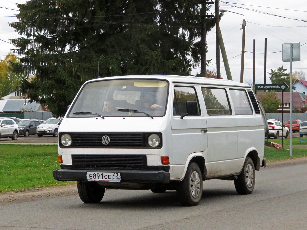 Кировская область, № Е 891 СЕ 43 — Volkswagen Typ 2 (T3) '79-92