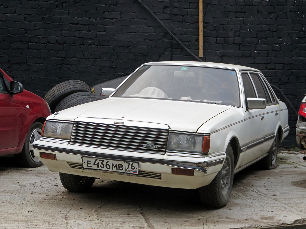 Кировская область, № Е 436 МВ 76 — Nissan Laurel (C31) '80-84