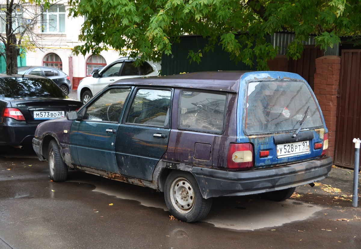 Москва, № У 528 РТ 97 — Иж-21261-030 '04-05