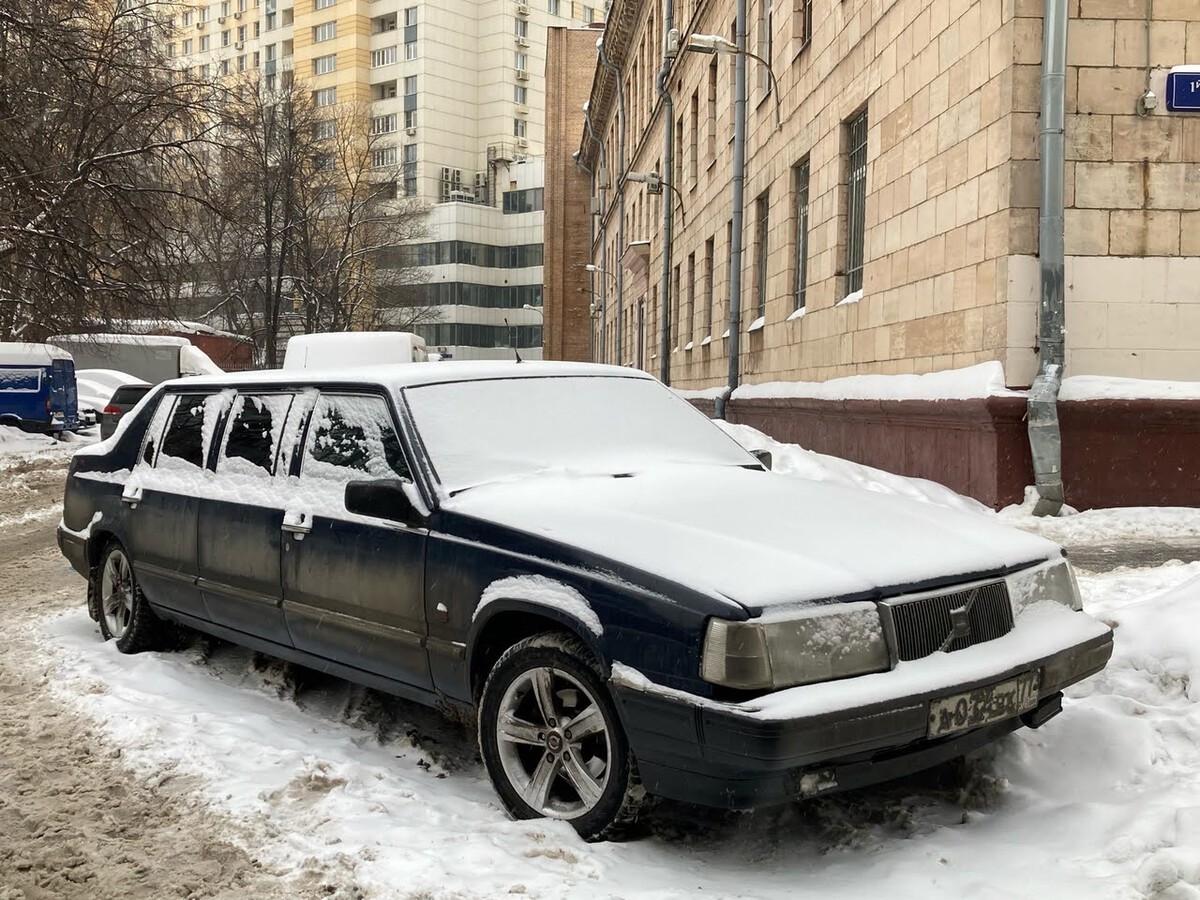 Москва, № А 034 РК 77 — Volvo 940 '90-98