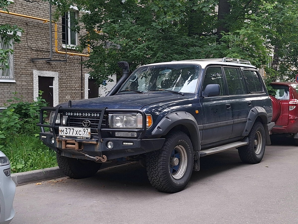 Москва, № М 377 ХС 97 — Toyota Land Cruiser (J80) '89-97