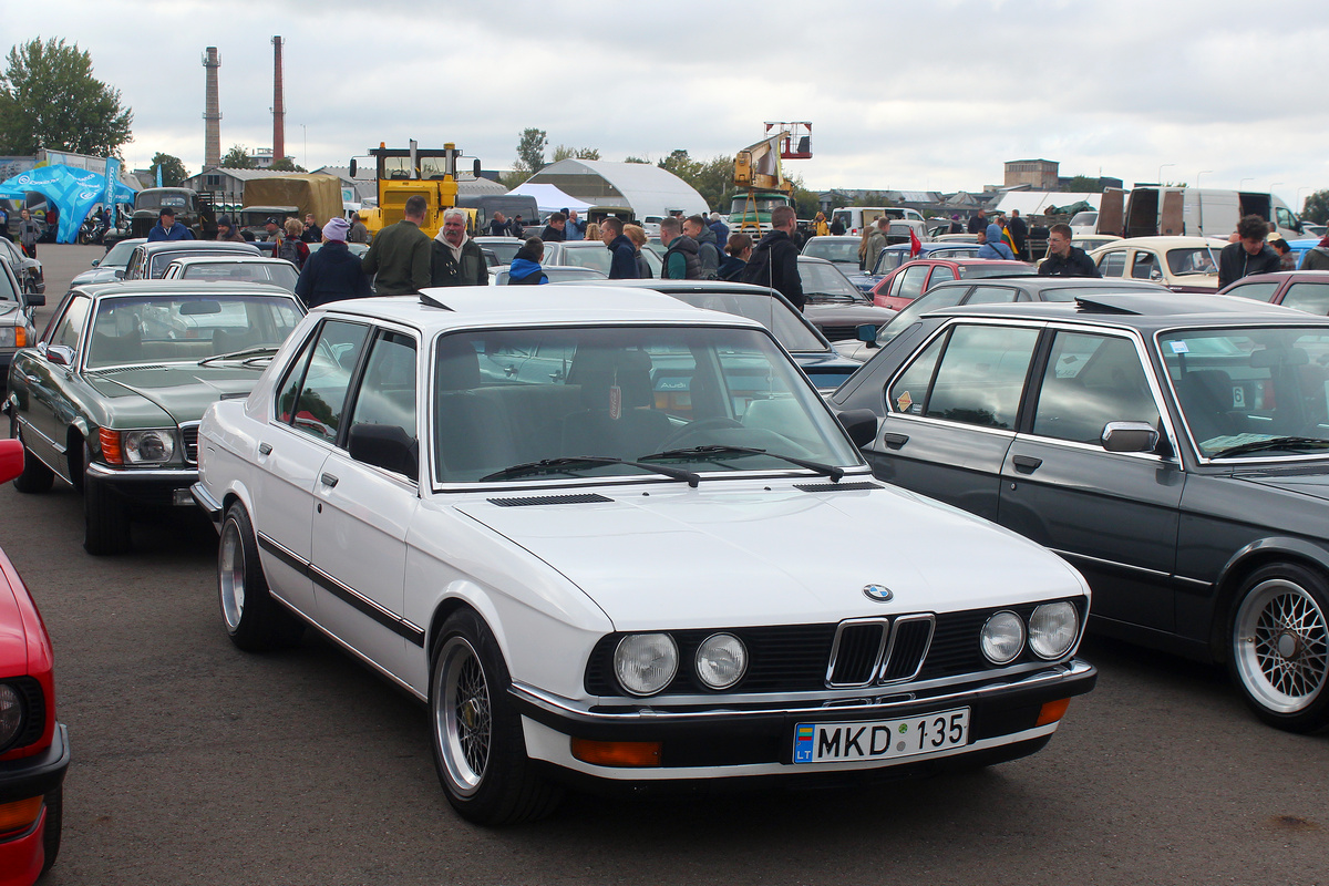 Литва, № MKD 135 — BMW 5 Series (E28) '82-88; Литва — Retro mugė 2025 ruduo