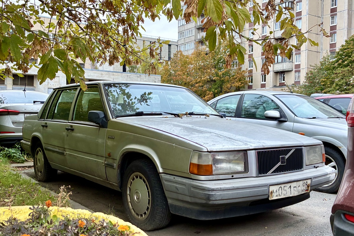 Санкт-Петербург, № М 051 РС 98 — Volvo 740 '84-92