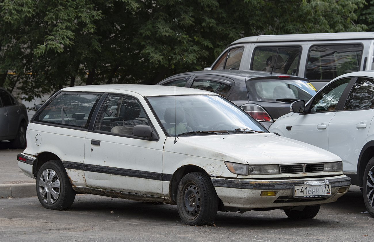 Москва, № Т 416 НН 177 — Mitsubishi Mirage (3G) '87-91