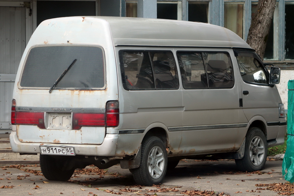 Сахалинская область, № Н 911 РС 65 — Toyota Hiace (H100) '89-04