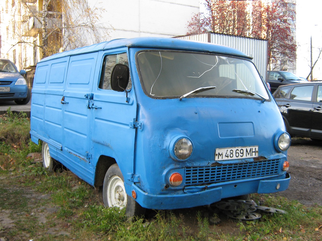 Москва, № М 4869 МН — ЕрАЗ-762В '79-96