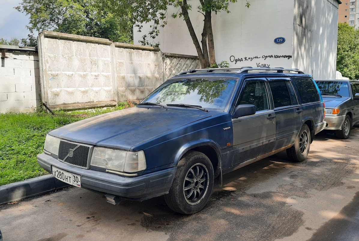 Астраханская область, № Х 280 НТ 30 — Volvo 740 '84-92