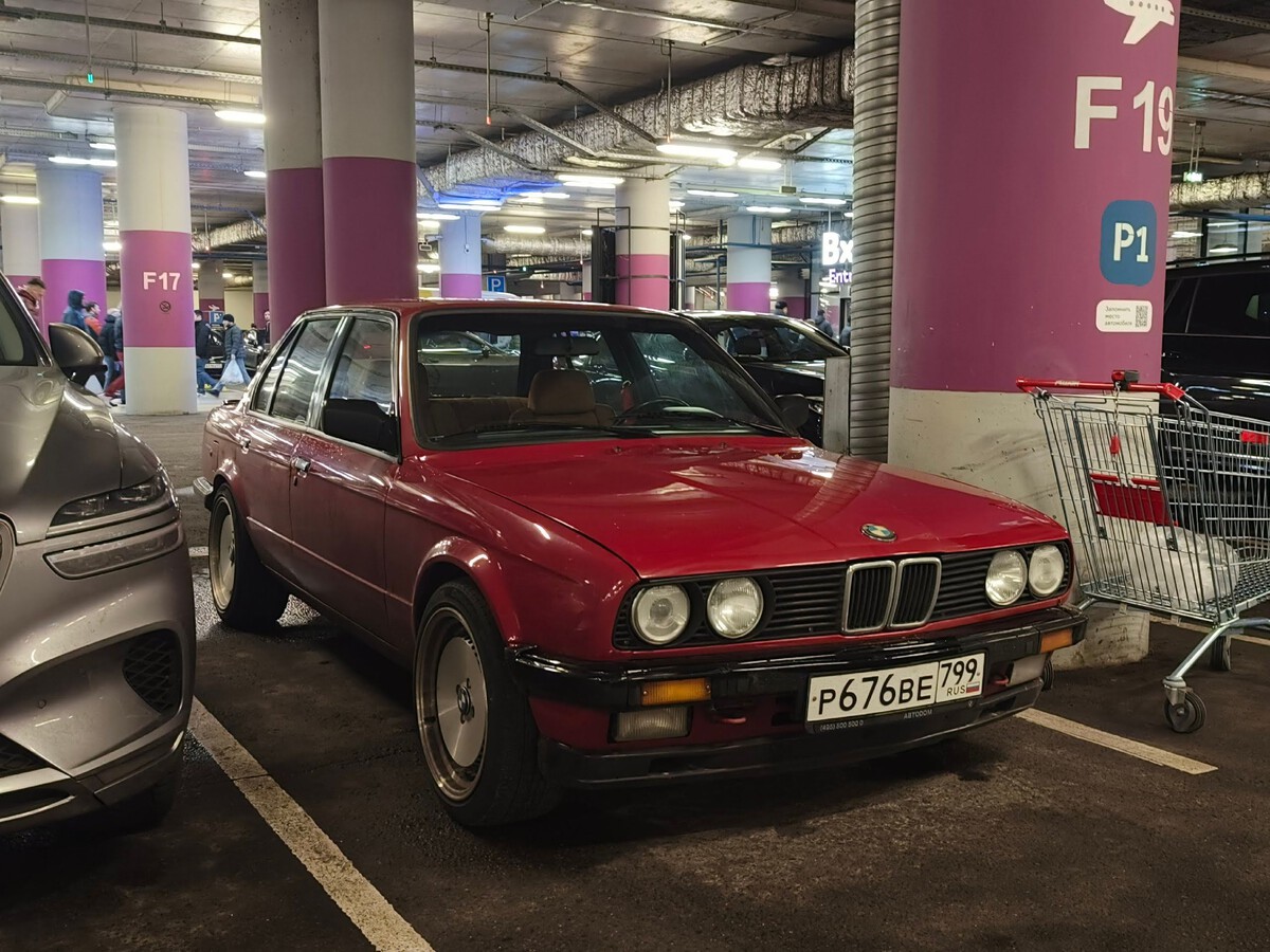 Москва, № Р 676 ВЕ 799 — BMW 3 Series (E30) '82-94