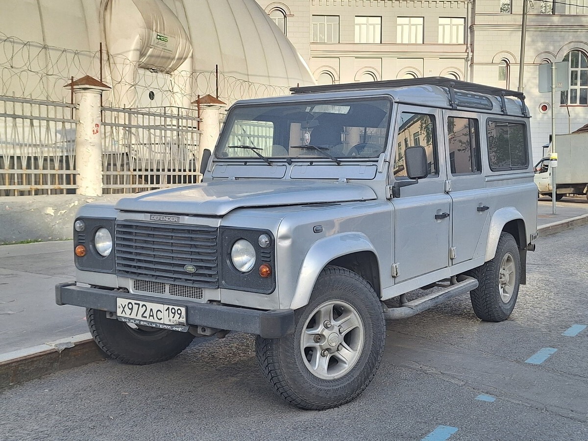 Москва, № Х 972 АС 199 — Land Rover Defender '83-07