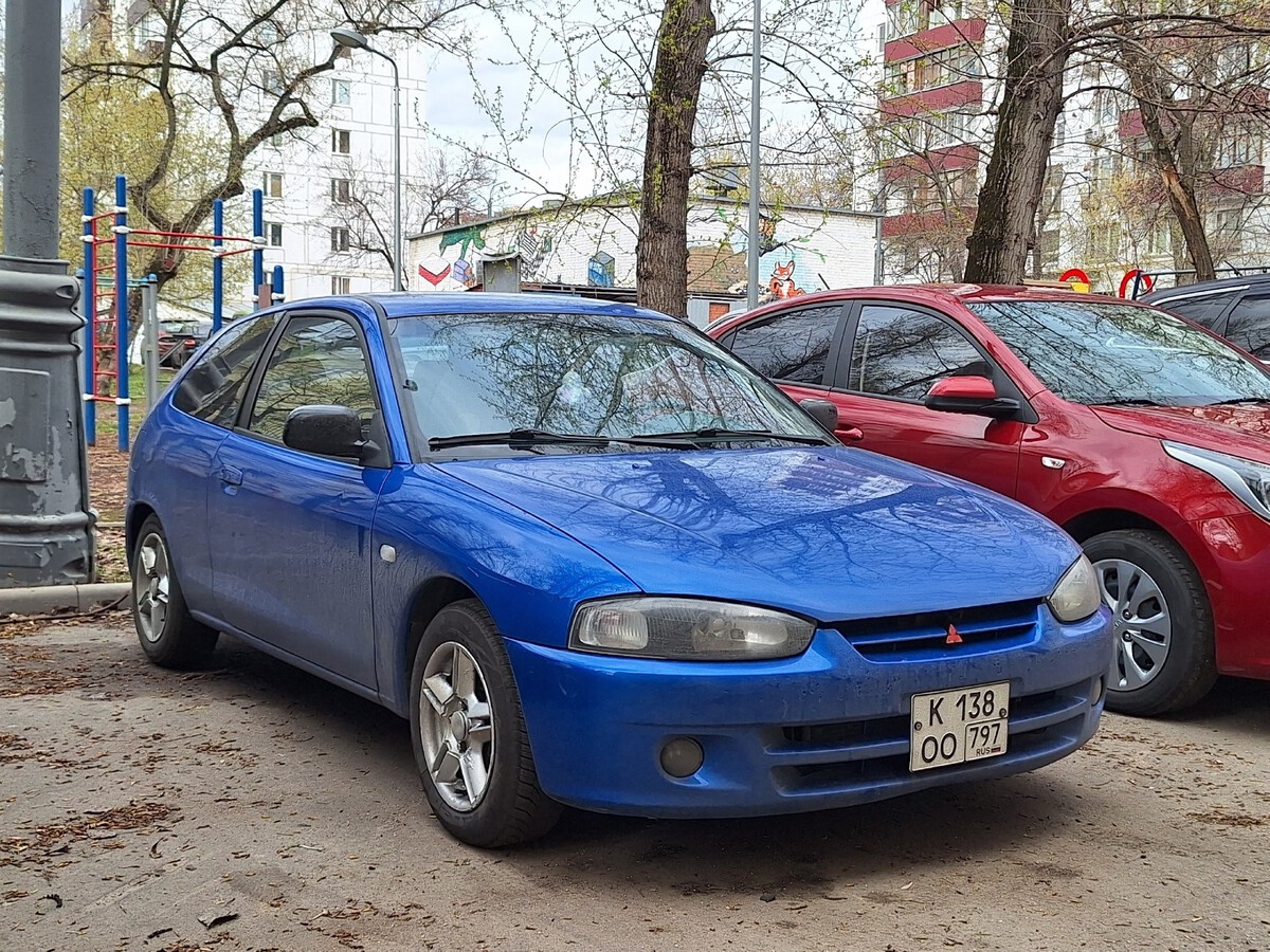 Москва, № К 138 ОО 797 — Mitsubishi Colt (CJ0) '95-02