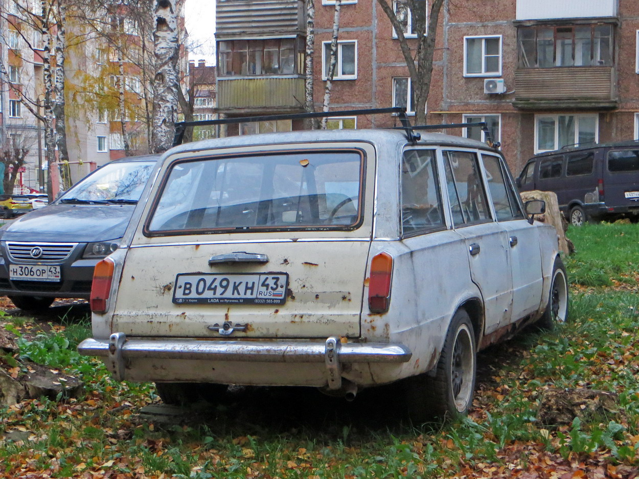 Кировская область, № В 049 КН 43 — ВАЗ-2102 Жигули '71-86