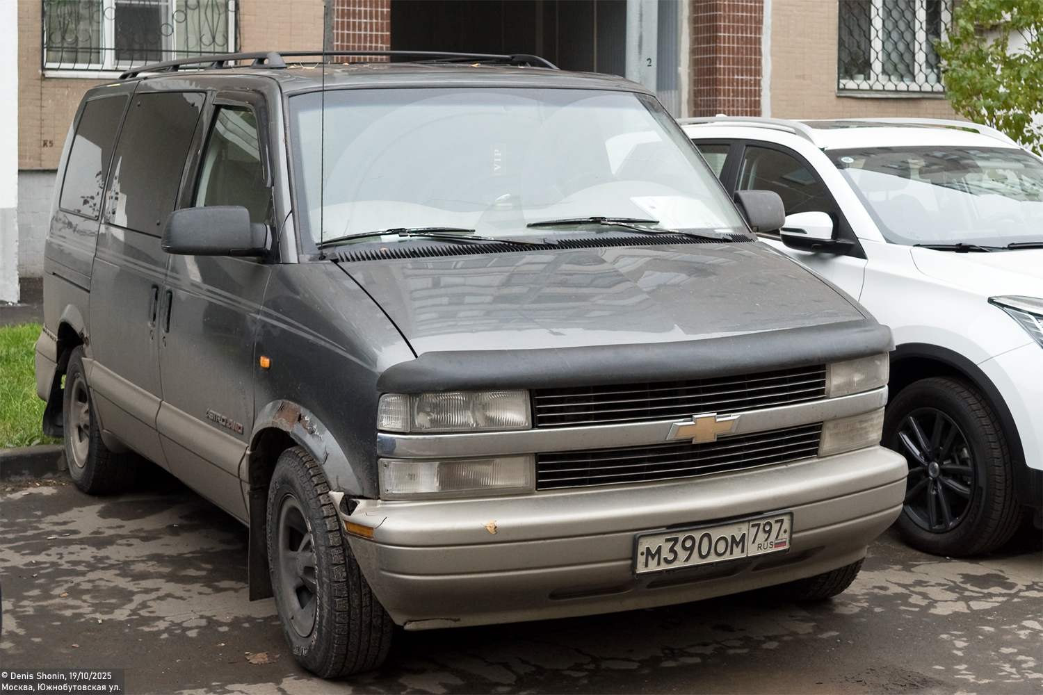 Москва, № М 390 ОМ 797 — Chevrolet Astro (2G) '95-05