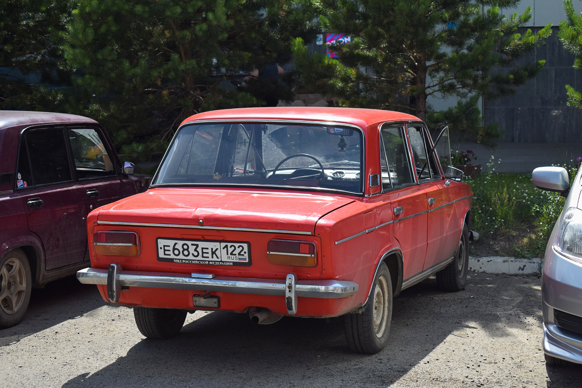 Алтайский край, № Е 683 ЕК 122 — ВАЗ-2103 Жигули '72-84