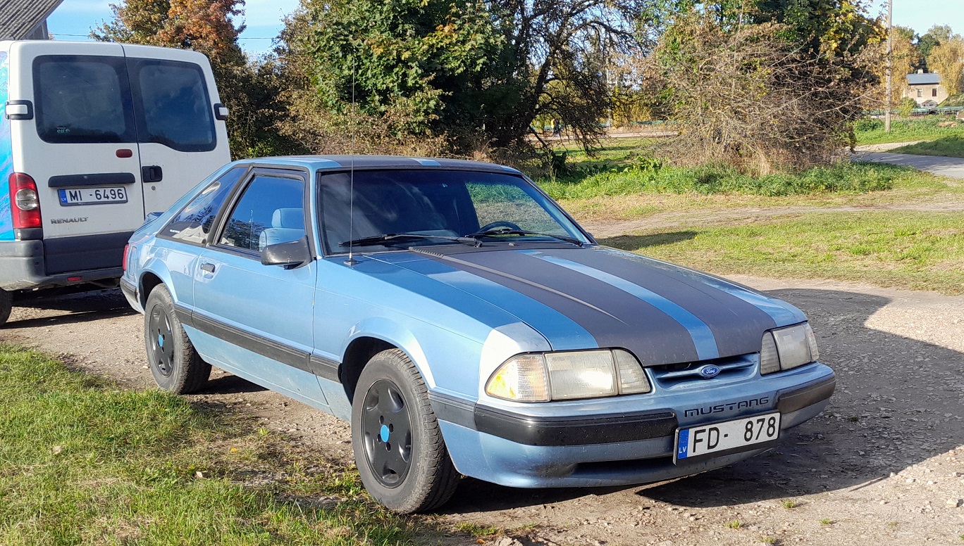 Латвия, № FD-878 — Ford Mustang (3G) '79-93