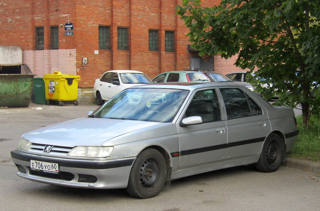 Псковская область, № Е 706 УО 60 — Peugeot 605 '89-99