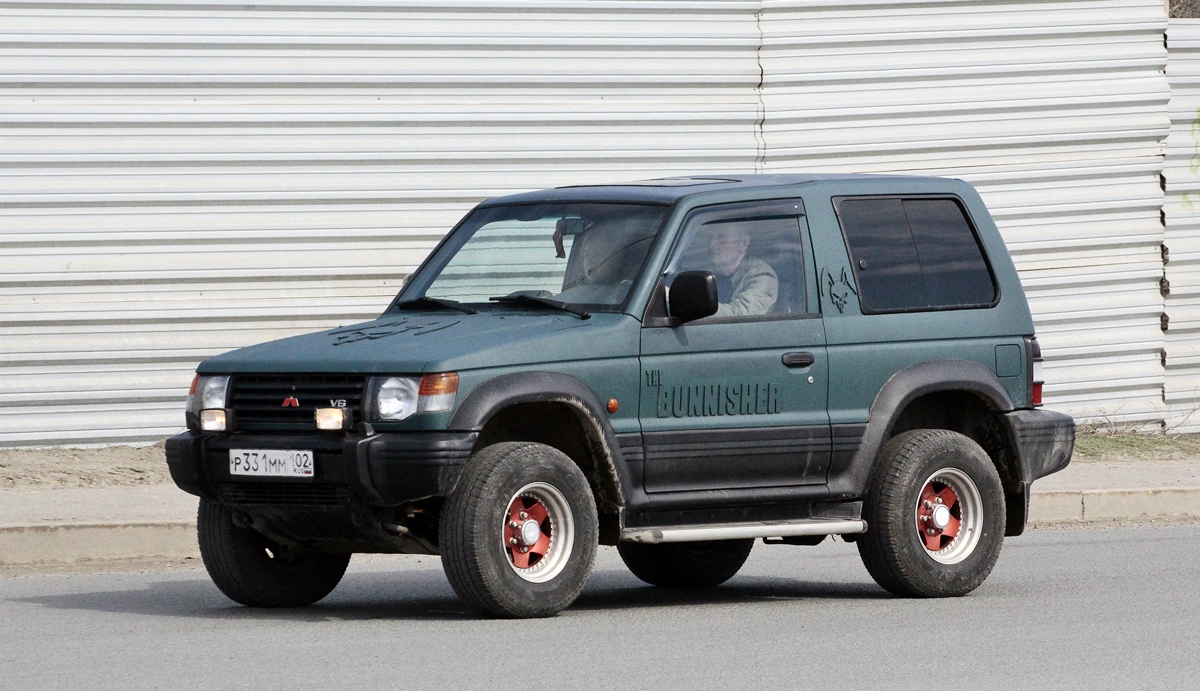 Башкортостан, № Р 331 ММ 102 — Mitsubishi Pajero (2G) '91-99