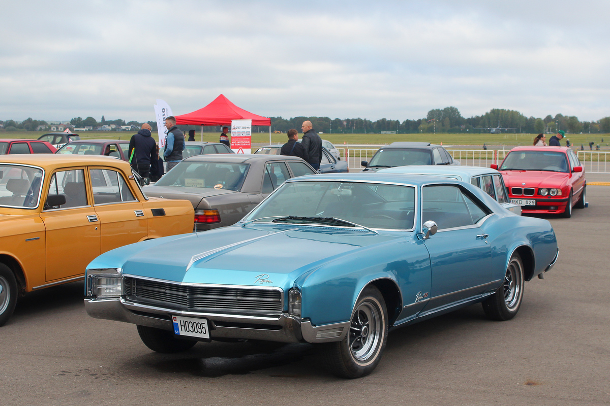 Литва, № H03095 — Buick Riviera (2G) '66-70; Литва — Retro mugė 2025 ruduo