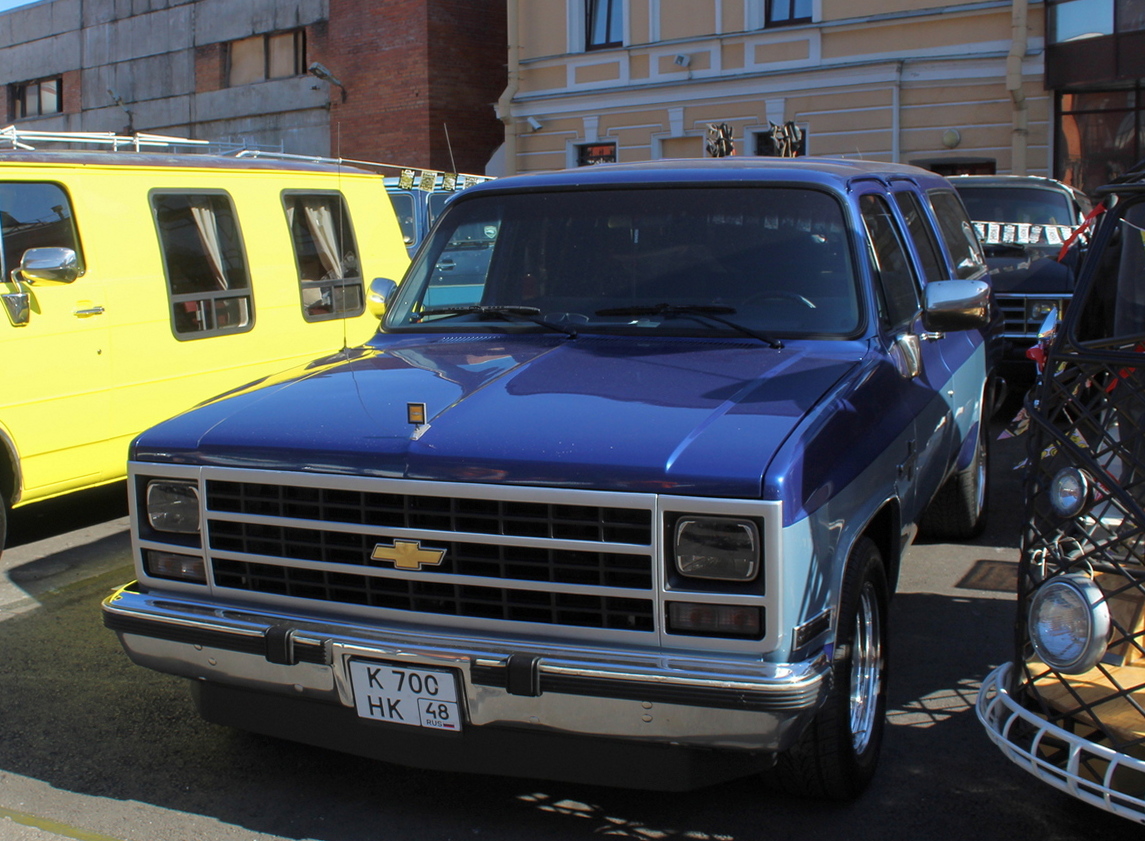 Липецкая область, № К 700 НК 48 — Chevrolet Suburban (7G) '73-91; Санкт-Петербург — Ежегодная выставка классических и кастомных автомобилей и мотоциклов "Original Meet"