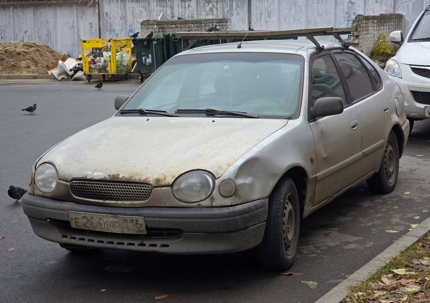 Татарстан, № Е 266 МР 116 — Toyota Corolla (E110) '95-02