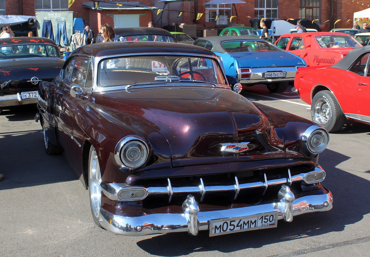 Московская область, № М 054 ММ 150 — Chevrolet Bel Air (1G) '50-54; Санкт-Петербург — Ежегодная выставка классических и кастомных автомобилей и мотоциклов "Original Meet"