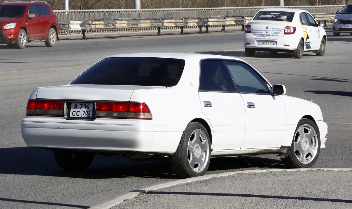 Башкортостан, № А 714 СС 702 — Toyota Crown (S150) '95-01