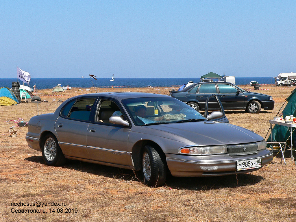 Московская область, № М 985 ХН 90 — Chrysler New Yorker (14G) '94-96; Севастополь — Фестиваль "Автоэкзотика-2010"